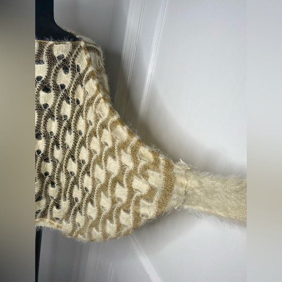 Tasha Nordstrom Cream and Brown Geometric Shrug - Picture 2 of 7